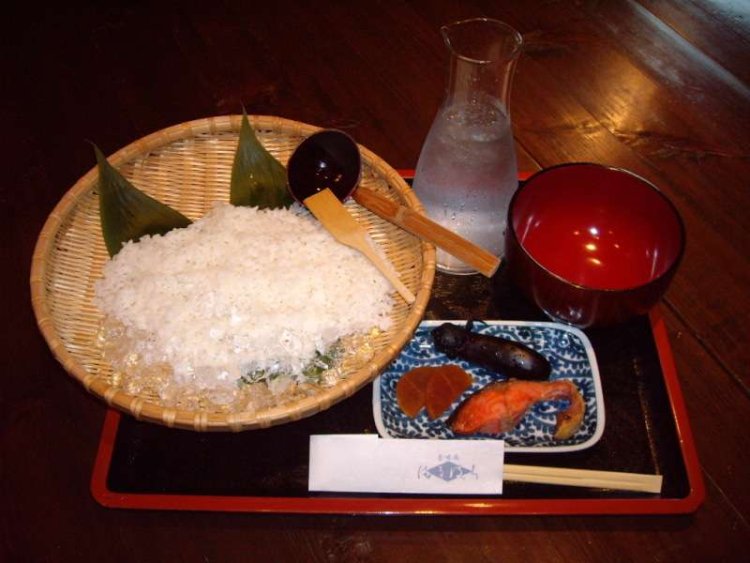 Rice with cold water - A unique summer cooling specialty in Japan
