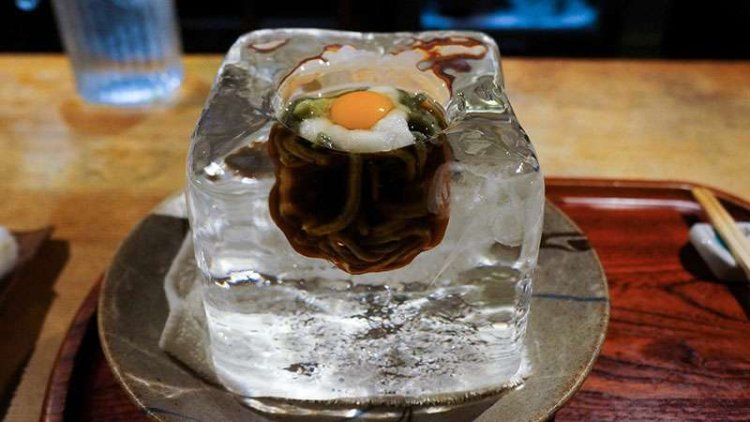 Ẩm thực Nhật Bản "mì nóng trong đá lạnh"