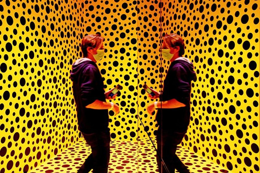 Explore the world of polka dots at the Yayoi Kusama Museum of Fine Arts